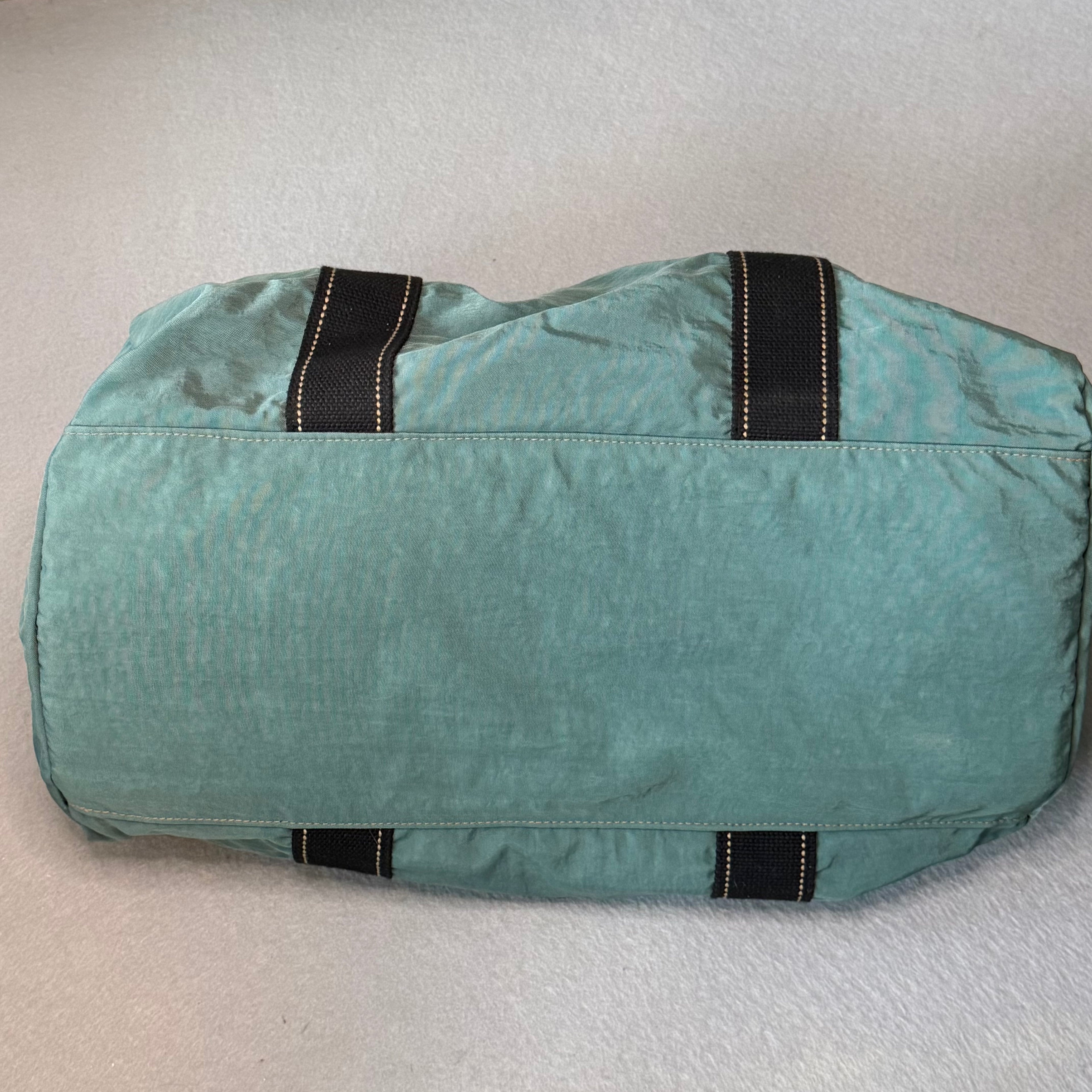 Vintage Walt Disney World Duffel Bag Mickey Mouse Travel Bag Teal Green 18” w/ Plush Keychain